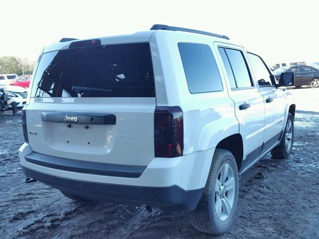 1J4NF1GB1BD280812 - 2011 JEEP PATRIOT SP WHITE photo 4