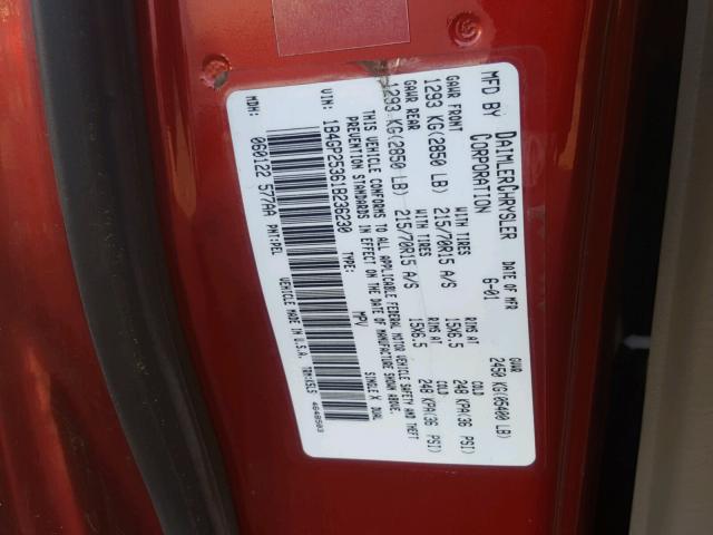 1B4GP25361B236230 - 2001 DODGE CARAVAN SE RED photo 10