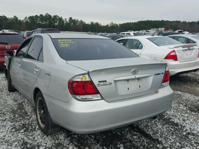 4T1BE30K26U697178 - 2006 TOYOTA CAMRY LE 银色 照片 3