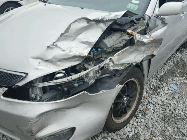 4T1BE30K26U697178 - 2006 TOYOTA CAMRY LE 银色 照片 9