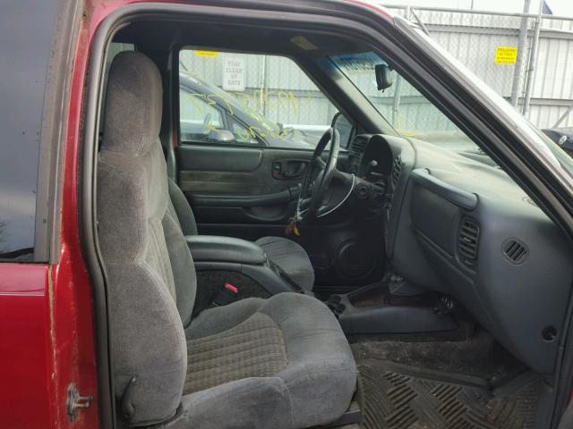 1GCDT19W118222149 - 2001 CHEVROLET S TRUCK S1 RED photo 5