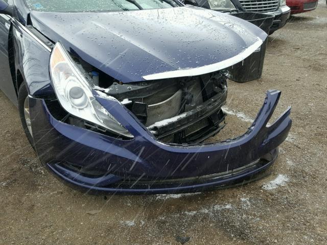 5NPEB4AC1CH472716 - 2012 HYUNDAI SONATA GLS BLUE photo 9