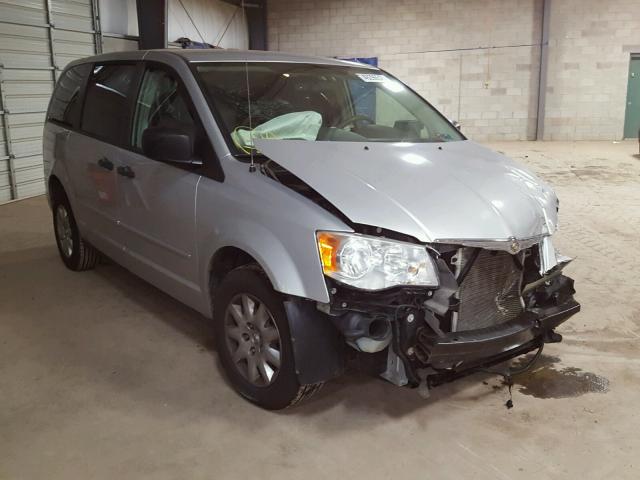 2A8HR44H48R752231 - 2008 CHRYSLER TOWN & COU SILVER photo 1