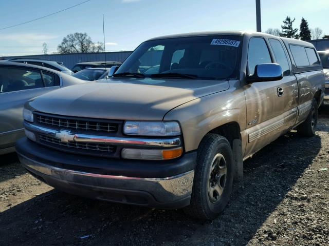 1GCEC19T01E214250 - 2001 CHEVROLET SILVERADO TAN photo 2