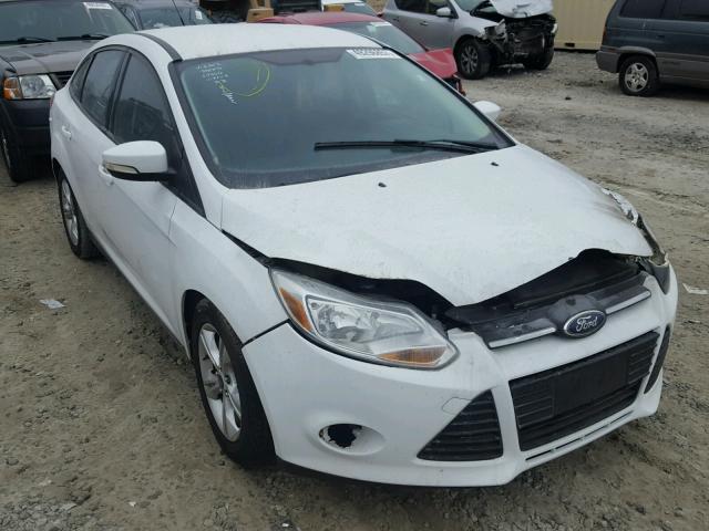 1FADP3F28EL242103 - 2014 FORD FOCUS SE WHITE photo 1