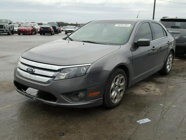 3FAHP0HA1AR291269 - 2010 FORD FUSION SE GRAY photo 2