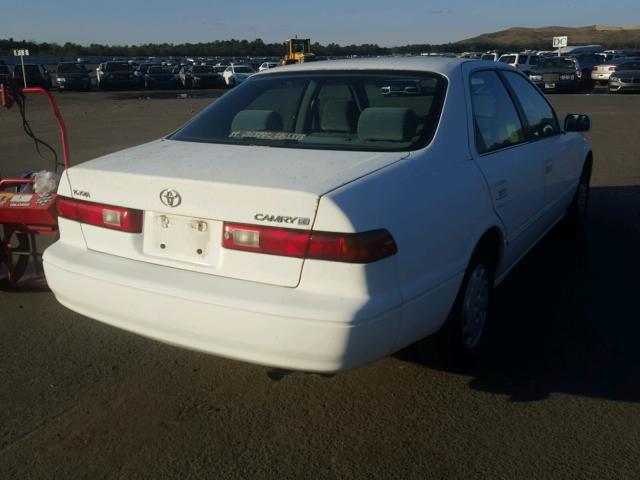 4T1BG22K8XU417153 - 1999 TOYOTA CAMRY CE WHITE photo 4