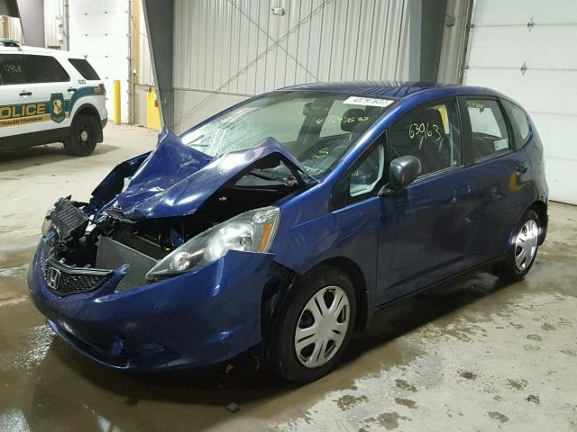 JHMGE8H24AS013410 - 2010 HONDA FIT BLUE photo 2