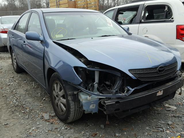 4T1BF30K52U525184 - 2002 TOYOTA CAMRY LE ლურჯი ფოტო 1