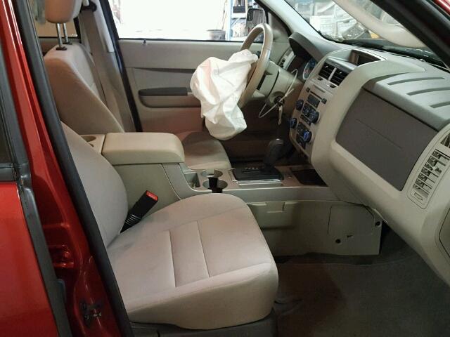 1FMCU9DG3CKB31649 - 2012 FORD ESCAPE XLT RED photo 5