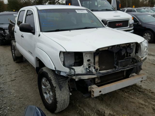 3TMJU62N97M040069 - 2007 TOYOTA TACOMA DOU WHITE photo 1