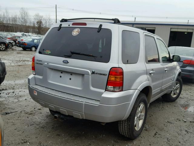 1FMYU96H75KC81892 - 2005 FORD ESCAPE HEV SILVER photo 4