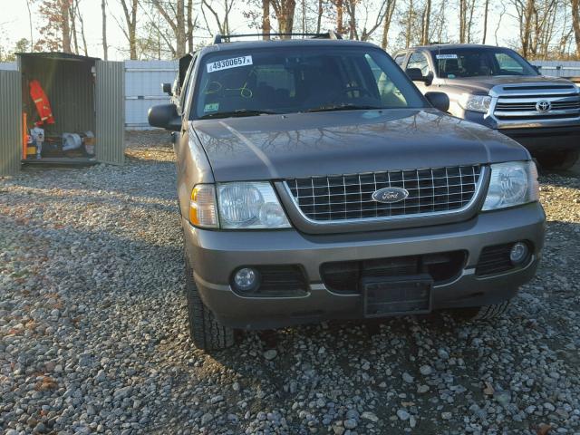 1FMZU73E15UB71136 - 2005 FORD EXPLORER X TAN photo 9