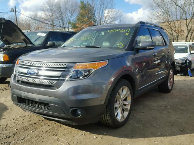 1FMHK8F86CGA90142 - 2012 FORD EXPLORER L GRAY photo 2