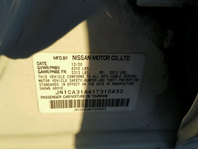 JN1CA31A41T310433 - 2001 NISSAN MAXIMA GXE WHITE photo 10