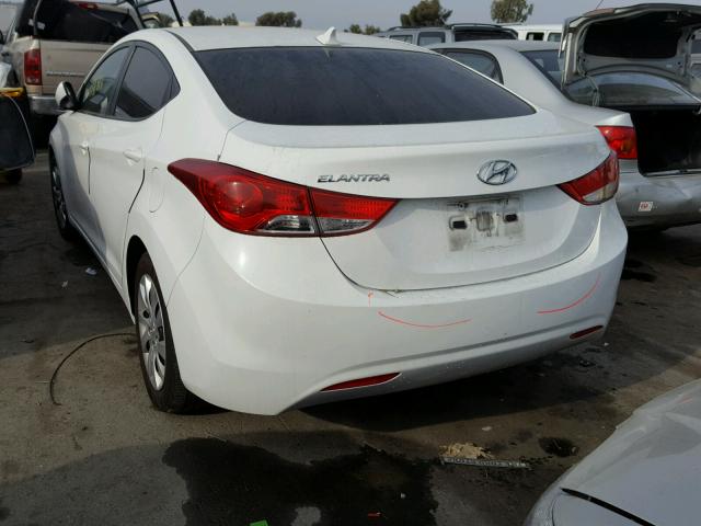 5NPDH4AEXBH041205 - 2011 HYUNDAI ELANTRA GL WHITE photo 3