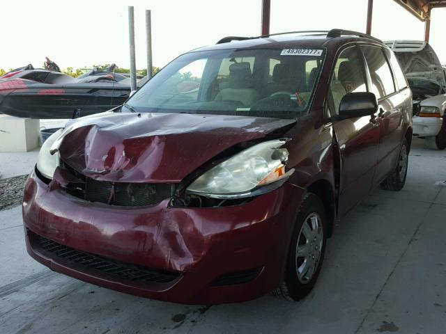 5TDZK23C39S250118 - 2009 TOYOTA SIENNA CE RED photo 2