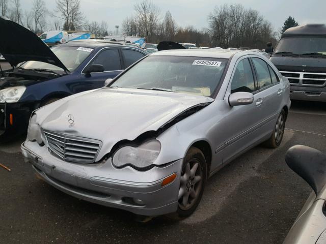 WDBRF81J34F456636 - 2004 MERCEDES-BENZ C 240 4MAT SILVER photo 2