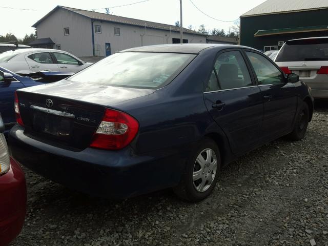 4T1BE32K62U502593 - 2002 TOYOTA CAMRY LE BLUE photo 4