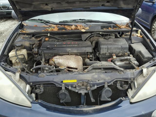 4T1BE32K62U502593 - 2002 TOYOTA CAMRY LE BLUE photo 7
