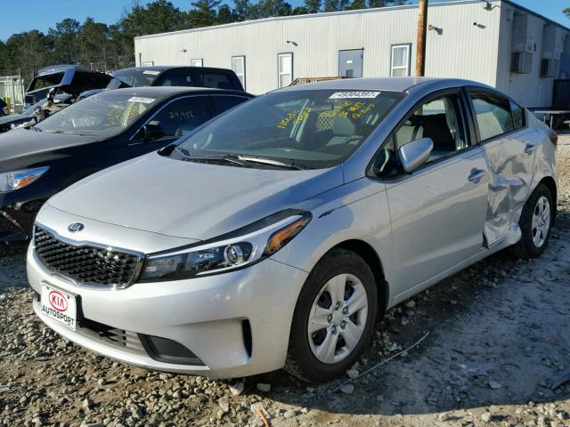 3KPFK4A75HE131127 - 2017 KIA FORTE LX SILVER photo 2