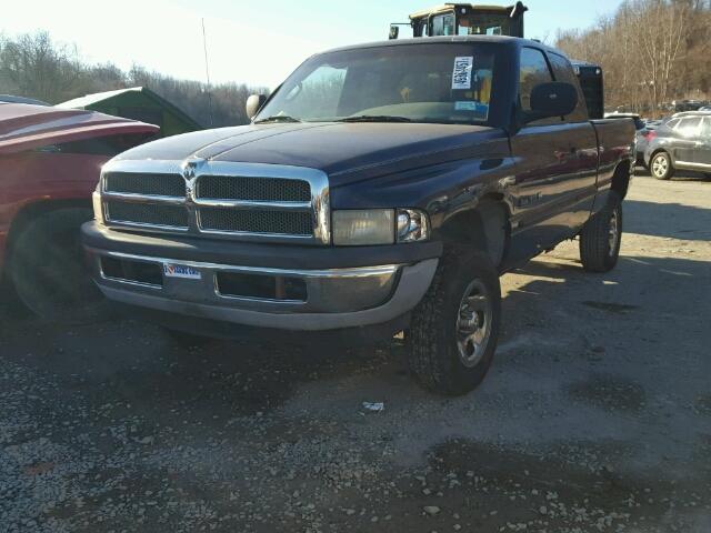 3B7HF12Y4YG109871 - 2000 DODGE RAM 1500 BLUE photo 2