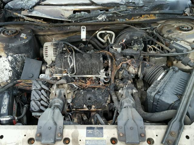 2G4WB55K621292462 - 2002 BUICK REGAL LS GOLD photo 7