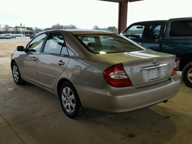 4T1BE32K83U708290 - 2003 TOYOTA CAMRY LE ოქროსფერი ფოტო 3