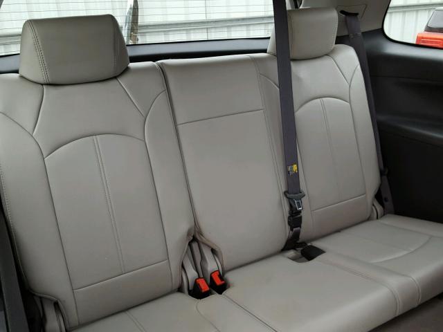 1GKLVMED1AJ104286 - 2010 GMC ACADIA SLT 奶油色 照片 9