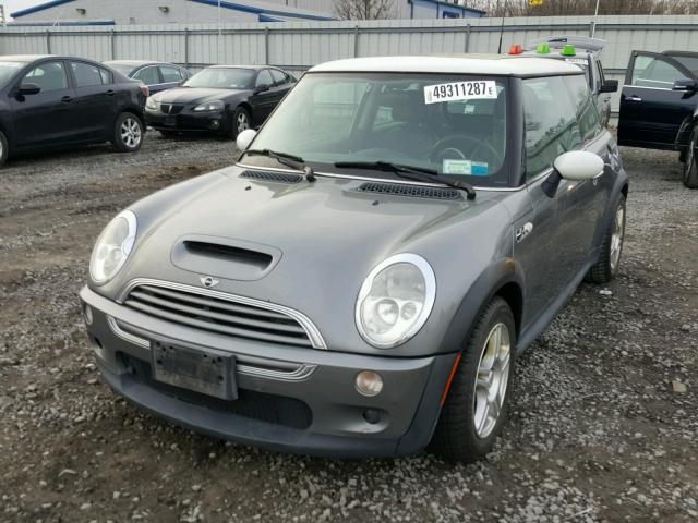 WMWRE33412TD51218 - 2002 MINI COOPER S GRAY photo 2