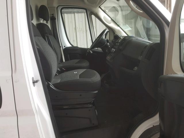 3C6TRVBG5JE139048 - 2018 RAM PROMASTER Ağ foto 5