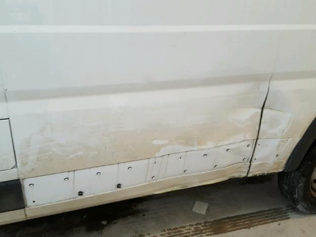 3C6TRVCG3JE113076 - 2018 RAM PROMASTER 白色 照片 9