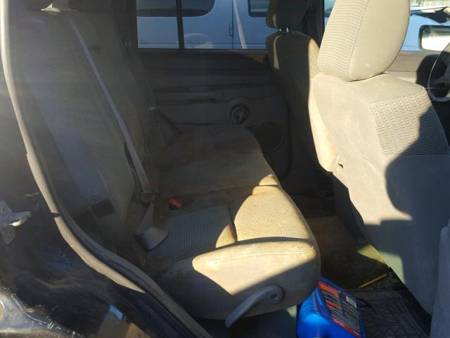 1J8HG48N36C179284 - 2006 JEEP COMMANDER BLACK photo 6