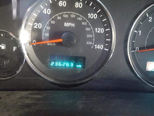 1J8HG48N36C179284 - 2006 JEEP COMMANDER BLACK photo 8