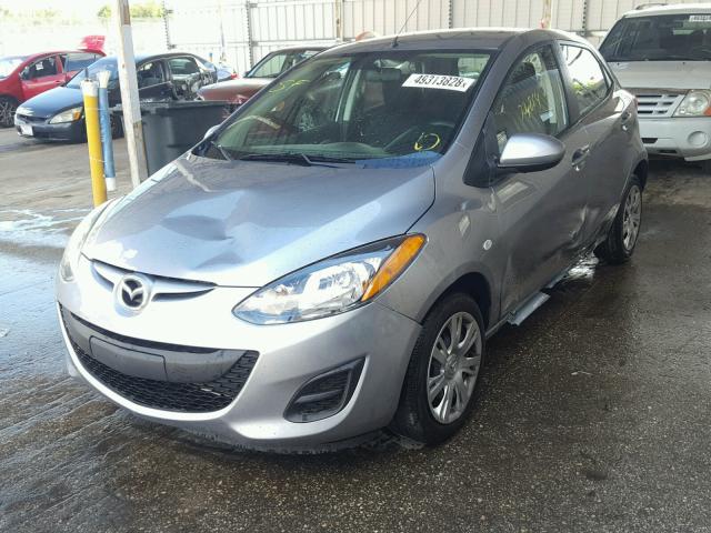JM1DE1KY0E0187095 - 2014 MAZDA MAZDA2 SPO 银色 照片 2