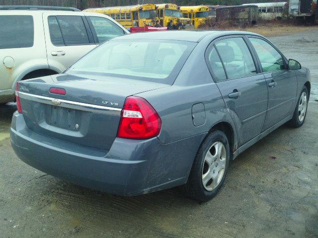 1G1ZT58N08F143995 - 2008 CHEVROLET MALIBU LT GRAY photo 4