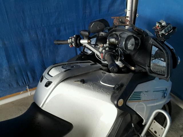 WB1044004CZW21329 - 2012 BMW R1200 RT WHITE photo 5