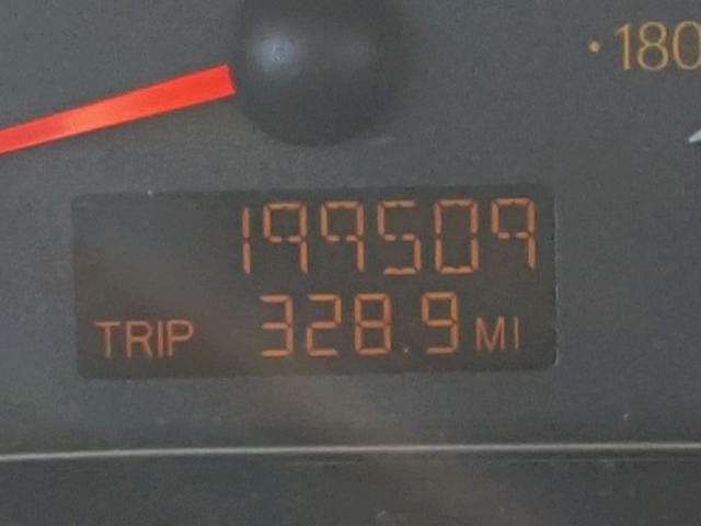 1G8AJ52F93Z160484 - 2003 SATURN ION LEVEL SILVER photo 8