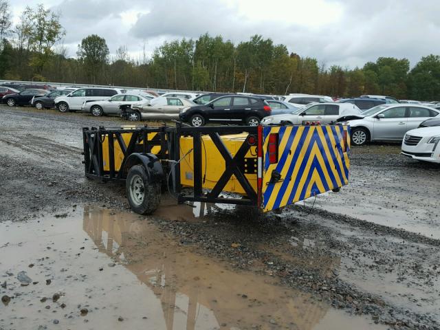 1E9TC1917AA362067 - 2010 CABIN TRAILER SAFE-STOP YELLOW photo 3