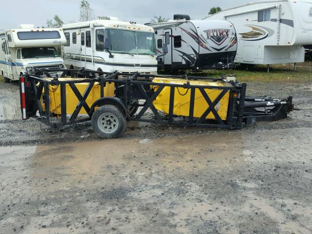 1E9TC1917AA362067 - 2010 CABIN TRAILER SAFE-STOP YELLOW photo 5