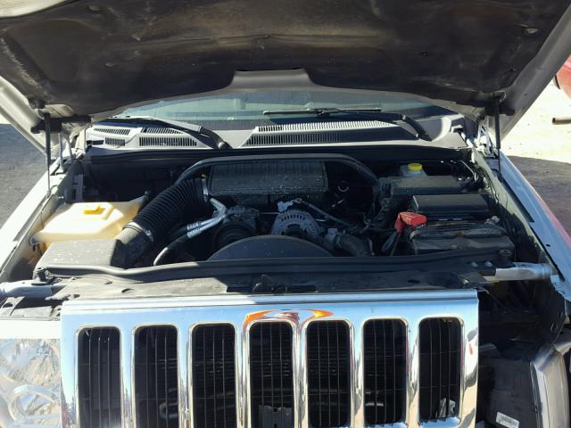 1J8HG48K18C110652 - 2008 JEEP COMMANDER Gümüş foto 7