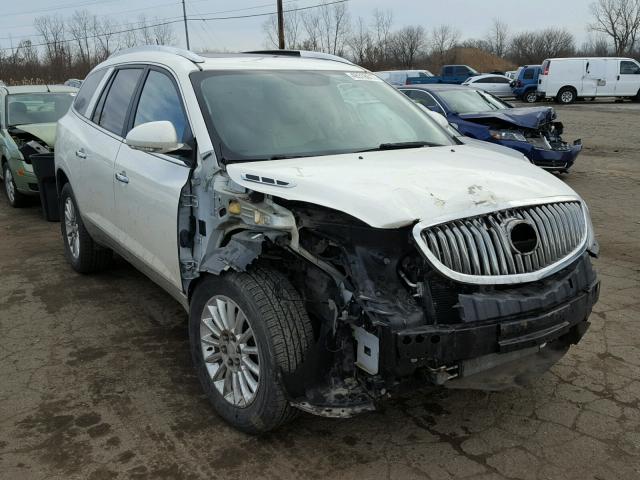 5GAKRBED8BJ311468 - 2011 BUICK ENCLAVE CX WHITE photo 1