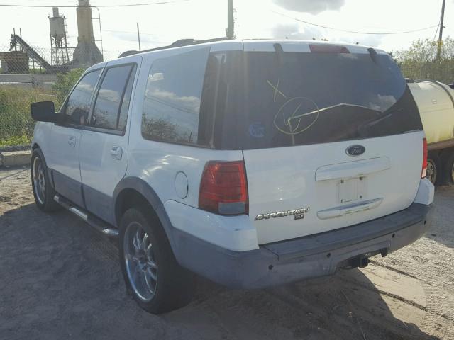 1FMRU15W54LB53455 - 2004 FORD EXPEDITION WHITE photo 3