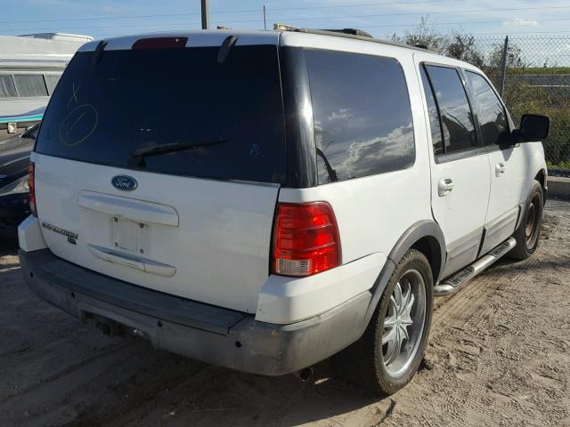 1FMRU15W54LB53455 - 2004 FORD EXPEDITION WHITE photo 4