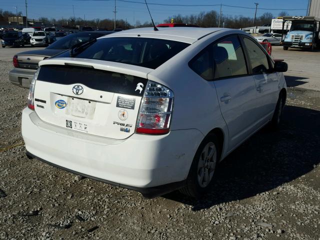 JTDKB22U563139675 - 2006 TOYOTA PRIUS WHITE photo 4