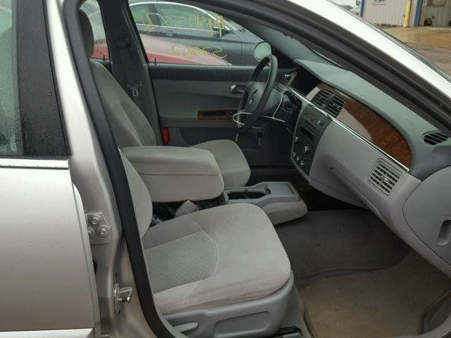 2G4WC532151245053 - 2005 BUICK LACROSSE C SILVER photo 5