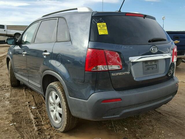 5XYKT4A29BG118438 - 2011 KIA SORENTO BA GRAY photo 3