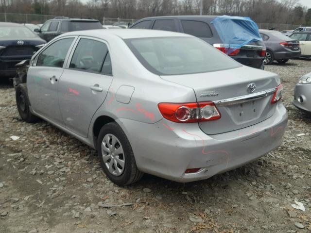 2T1BU4EE3DC061377 - 2013 TOYOTA COROLLA BA SILVER photo 3