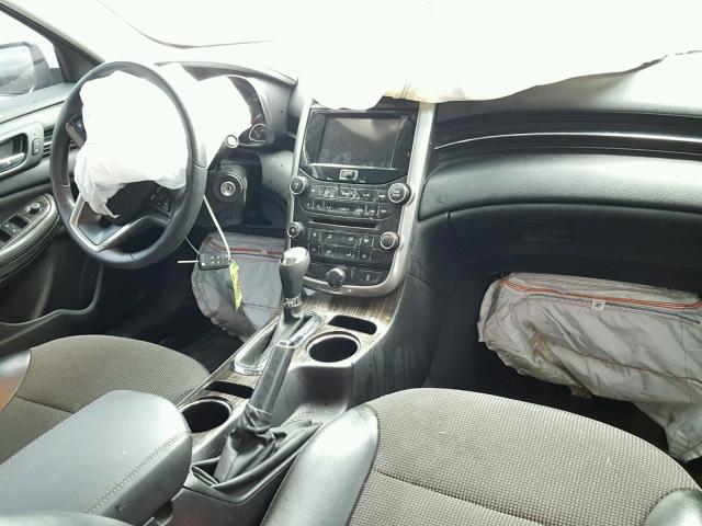 1G11C5SL1FF293986 - 2015 CHEVROLET MALIBU 1LT თეთრი ფოტო 9