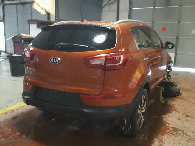 KNDPCCA20B7093104 - 2011 KIA SPORTAGE E ORANGE photo 4